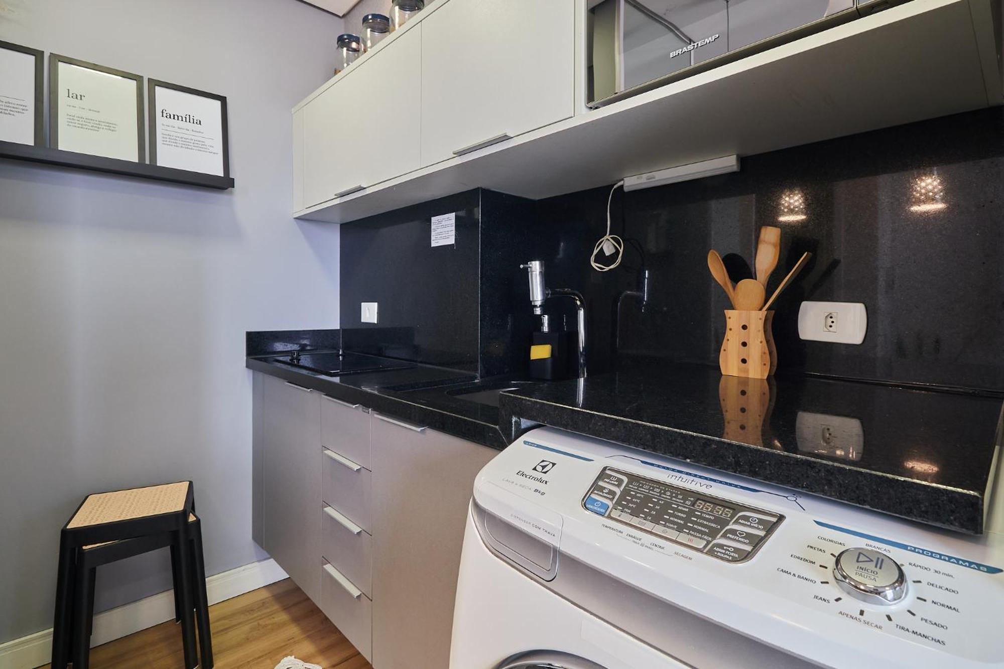 Estudio Aconchegante No Centro De - Ar Condicio E Localizacao Perfeita! Apartment *